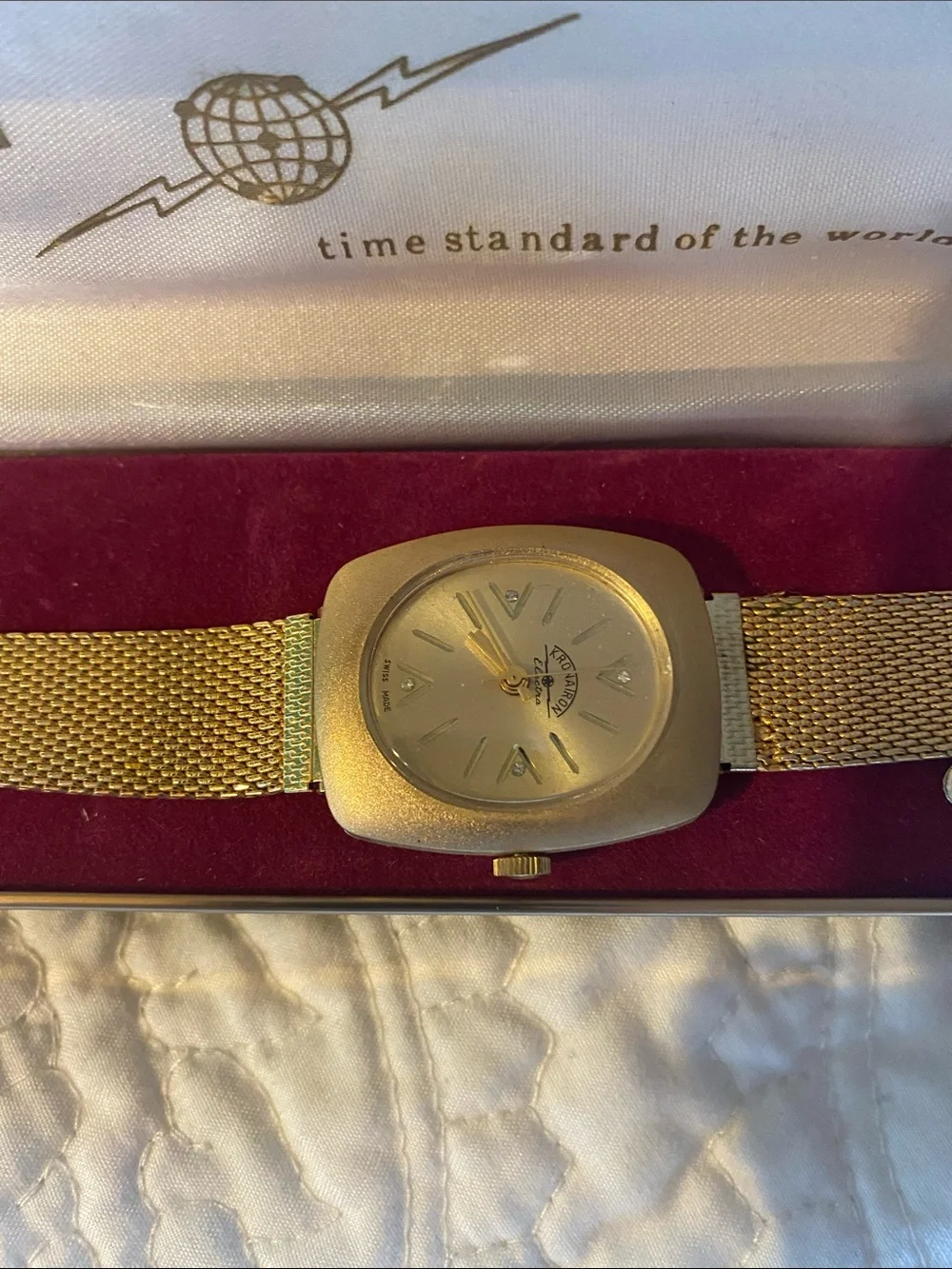 Vintage Electra kronairon  Gold plated Bracelet Watch with box mint condition